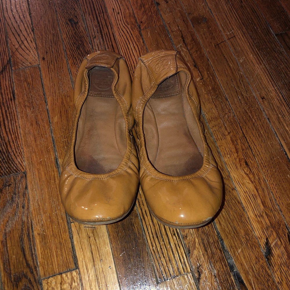 Tory Burch Tan Patent Leather Ballet Flat